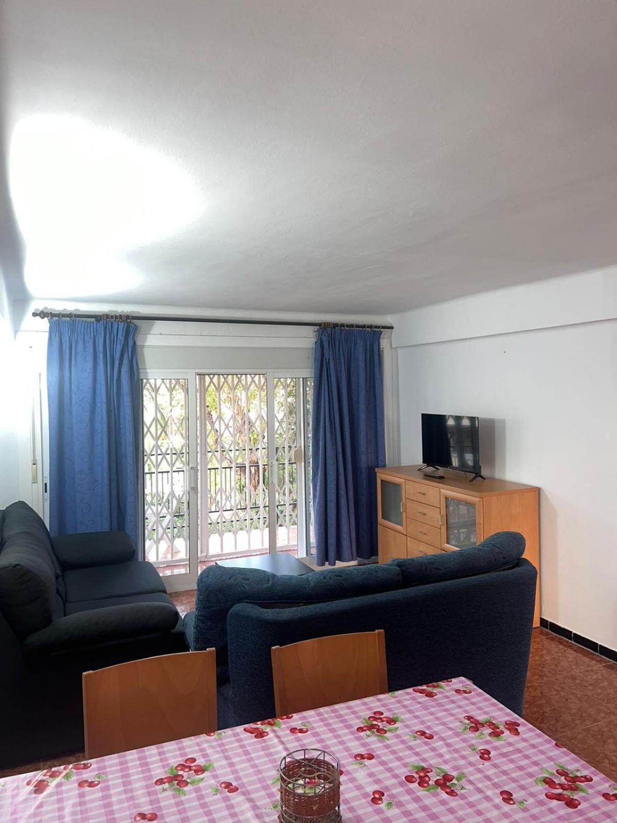 Costa Daurada Apartaments - Pompeyo 坎布里尔斯 外观 照片
