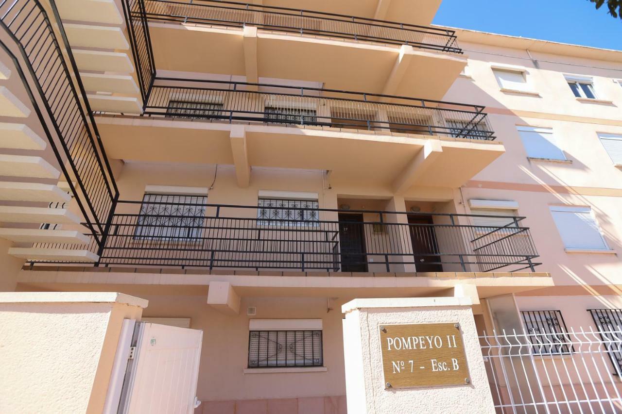 Costa Daurada Apartaments - Pompeyo 坎布里尔斯 外观 照片